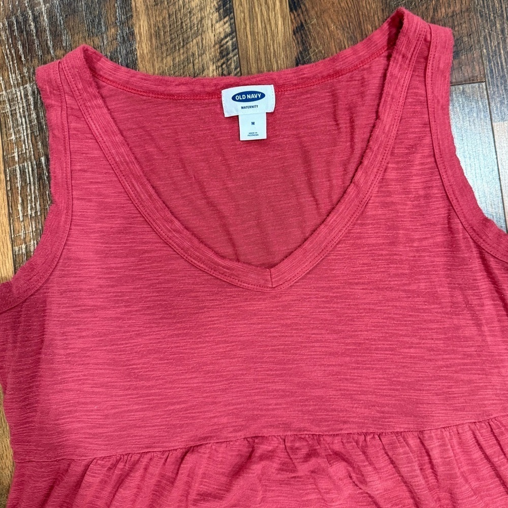 Old Navy Maternity Raspberry Pink Tank Top - Picture 2 of 6
